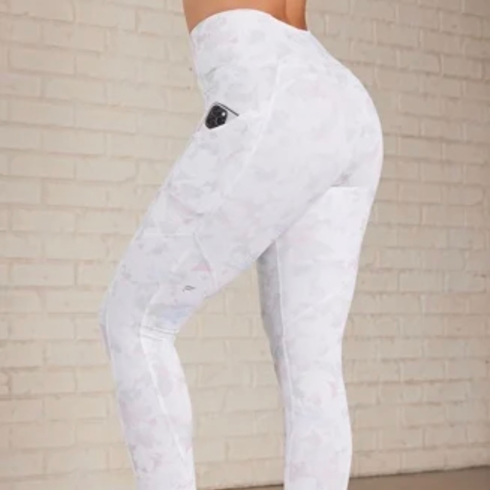 fabletics pureluxe floral pocket leggings